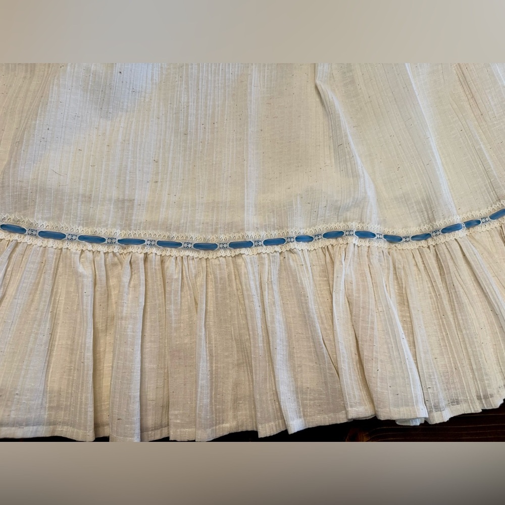 Vintage Handmade Ecru Cotton Gunne Sax Style Dress‎ with Blue Velvet Trim - Picture 8 of 13